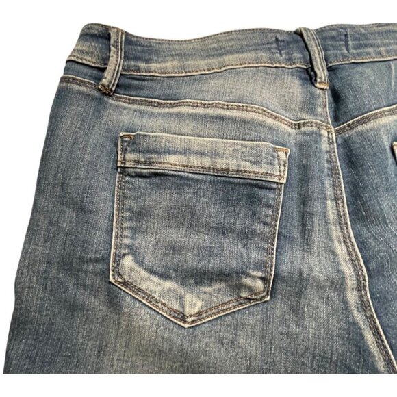 Royalty Medium Wash Distressed Stretch Denim Shorts SIZE-10 - Picture 10 of 11